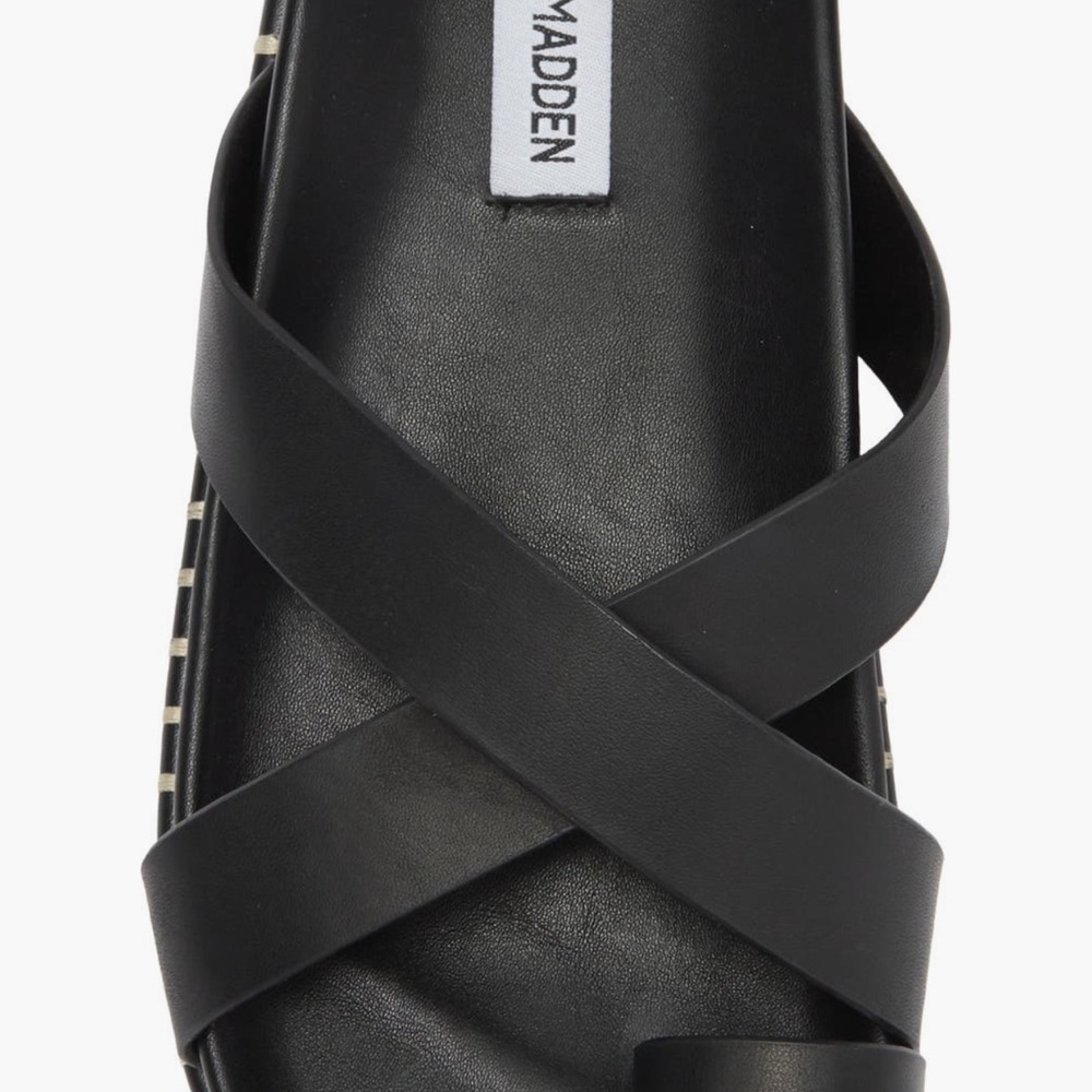 Steve Madden Black Viena Slide Sandal - Picture 11 of 12